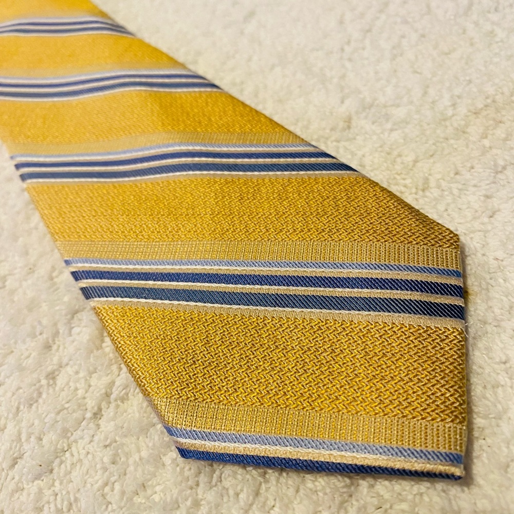 Brand New Trendy Tie By PRONTO UOMO - Picture 2 of 4